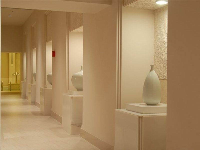 Hotel Nikko Tianjin Exterior foto The interior of the spa at The Westin Boston Seaport District